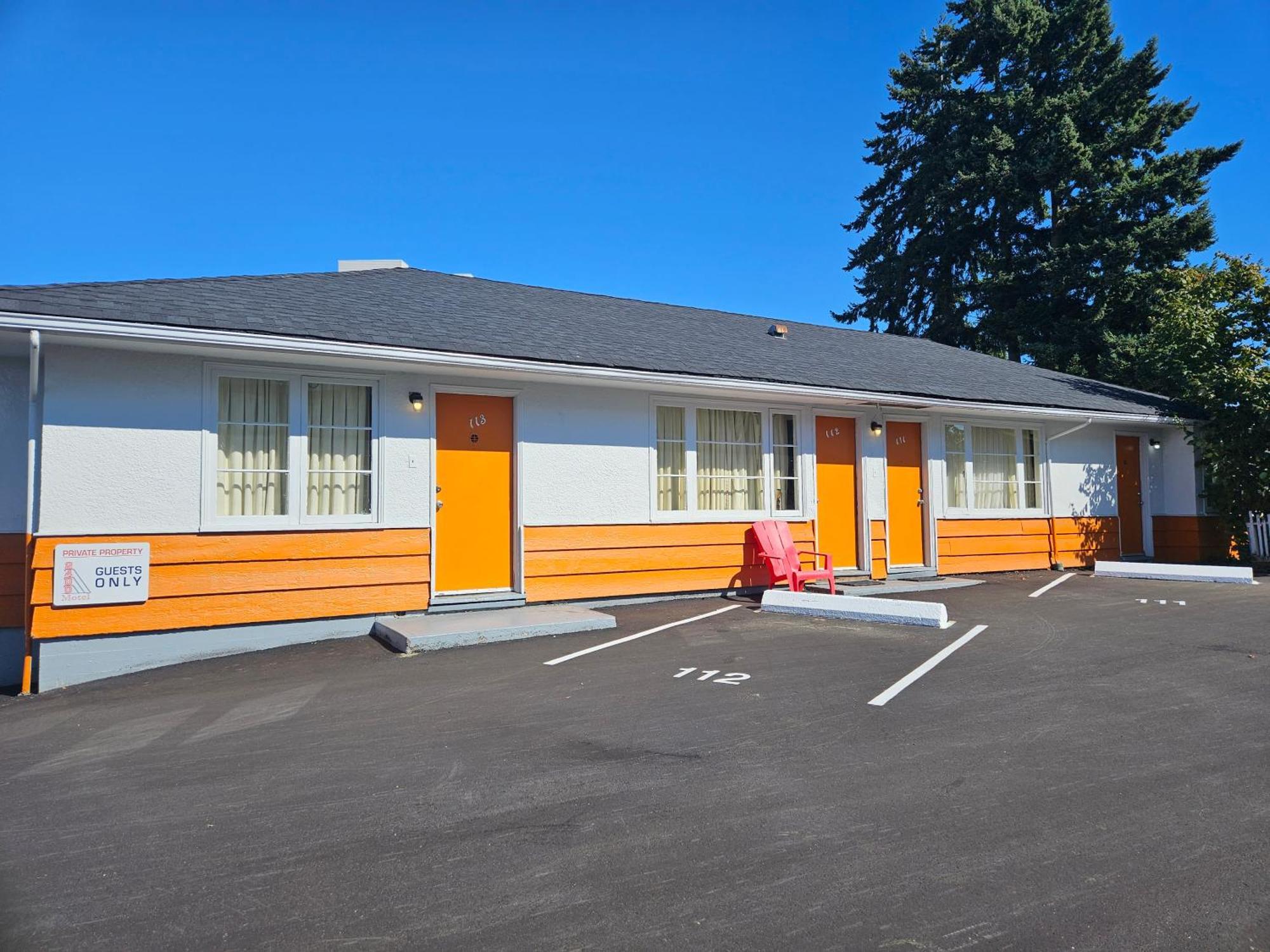2400 Motel Vancouver Esterno foto